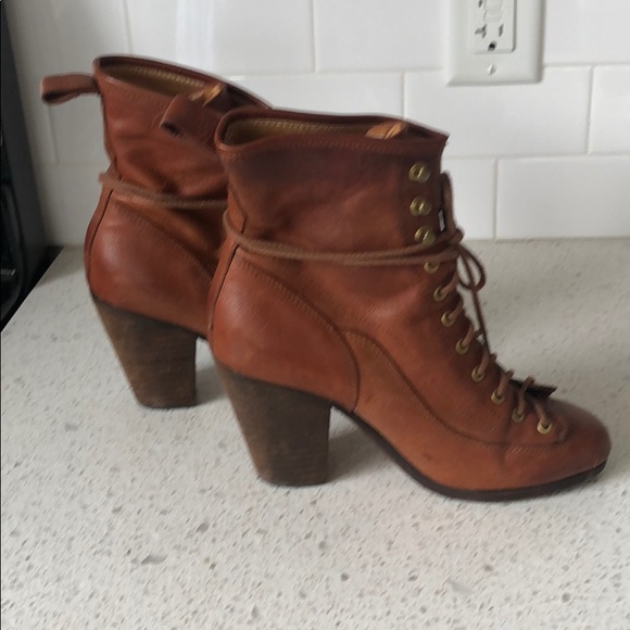 COPY - Rag&Bone Tan Booties - Picture 2 of 4